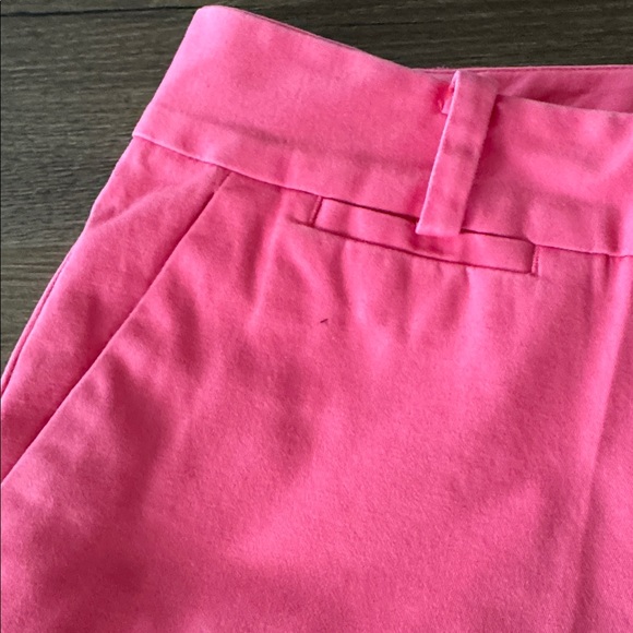 Women's Pink Talbot Bermuda Shorts 10.5". Size 8 - Picture 5 of 5